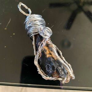 Black Haze Agate Wrap